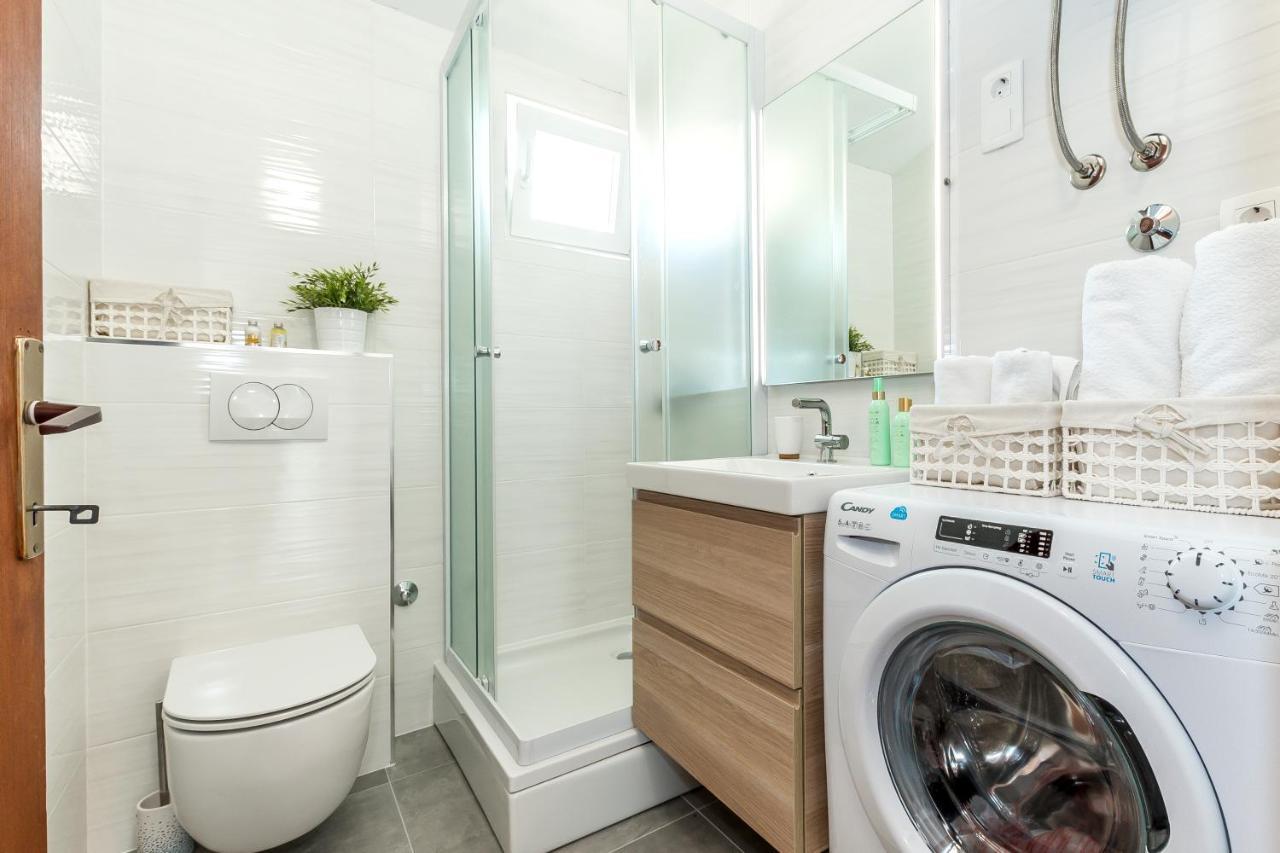Jadrija Bay Apartment Sibenik Bagian luar foto